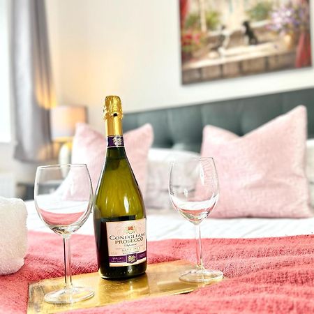 Walnut Flats-F5, Stylish 1-Bedroom - Parking, Netflix, Wifi - Close To Oxford, Bicester & Blenheim Palace Kidlington Luaran gambar