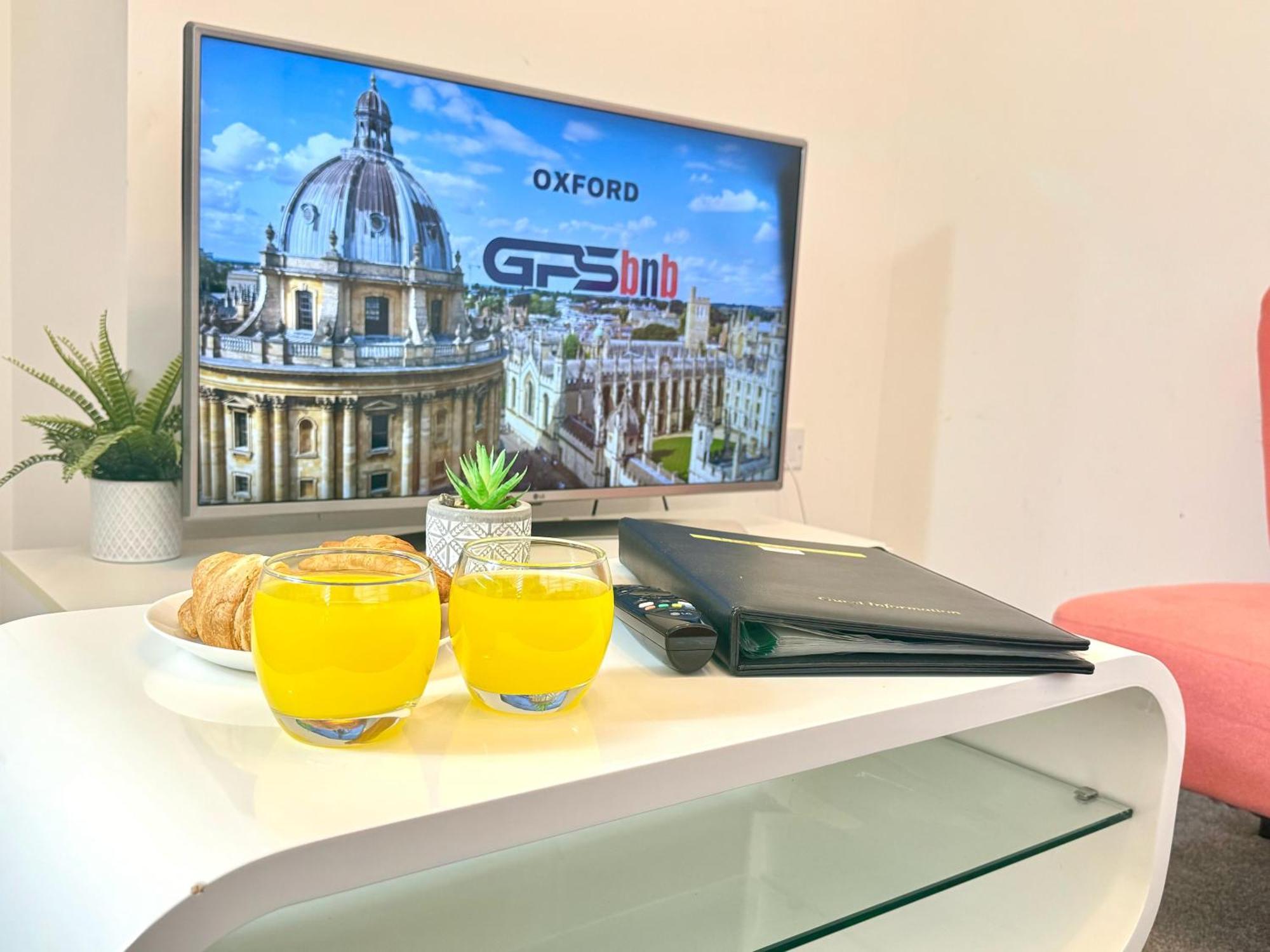 Walnut Flats-F5, Stylish 1-Bedroom - Parking, Netflix, Wifi - Close To Oxford, Bicester & Blenheim Palace Kidlington Luaran gambar